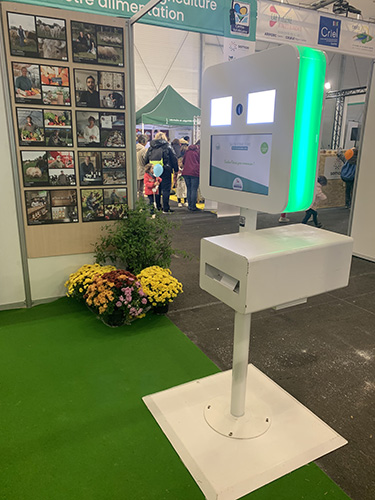 location photobooth stand space